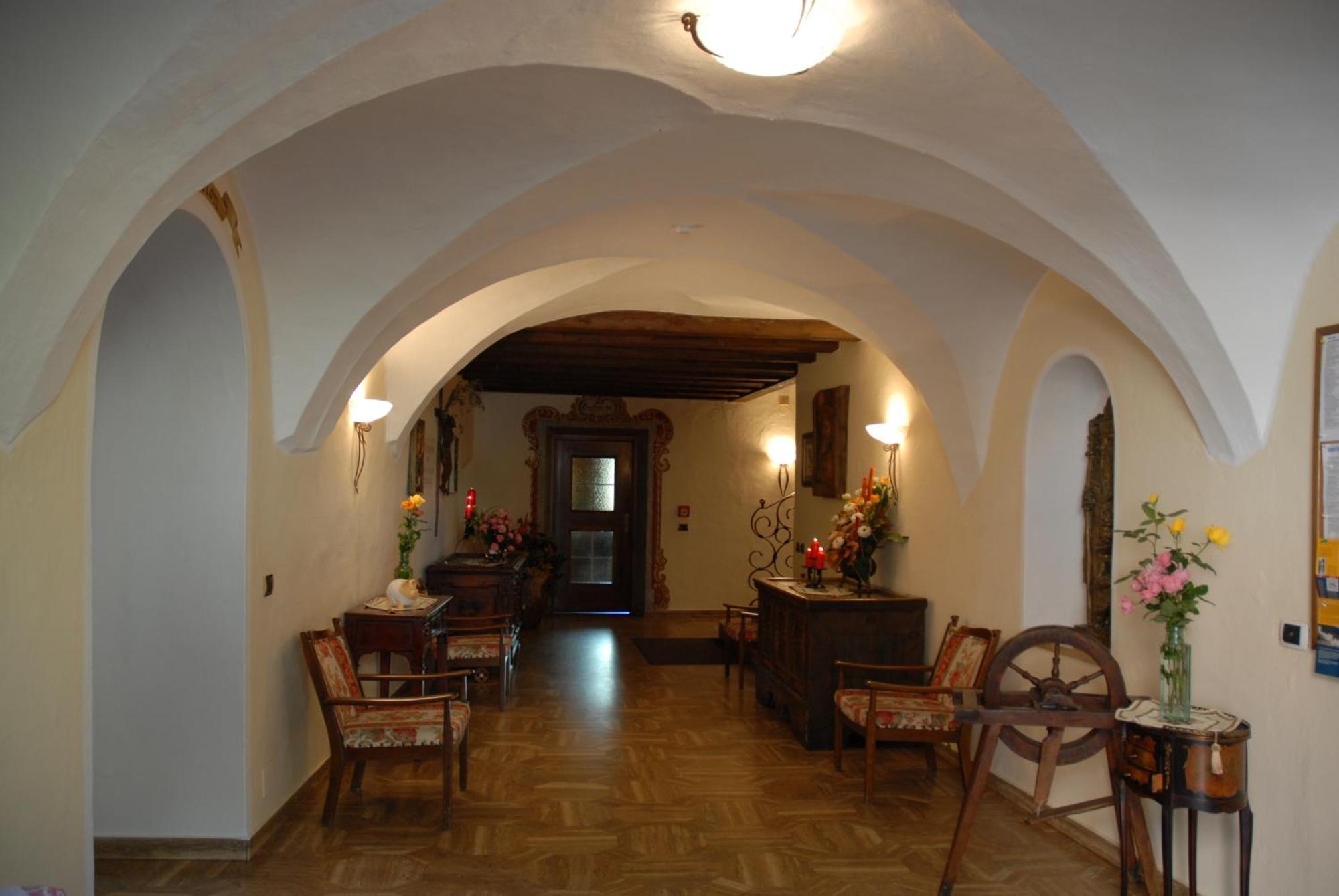 Hotel B&B Gasthof Zur Linde Рио-ди-Пустериа Экстерьер фото