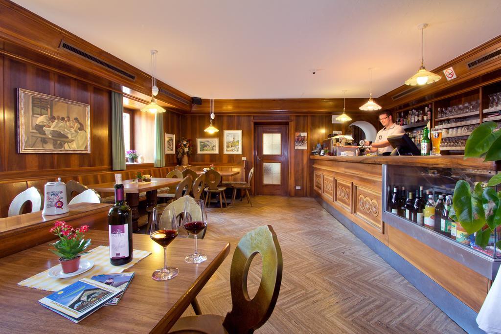 Hotel B&B Gasthof Zur Linde Рио-ди-Пустериа Экстерьер фото